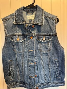 Universal Thread Women's Blue Denim Jacket